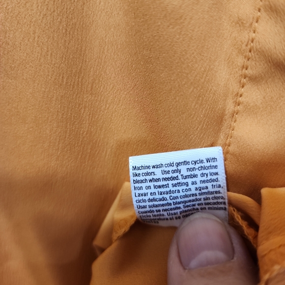 Anna, a new approach size, large gold shell, sleeveless women's top. - Picture 5 of 6